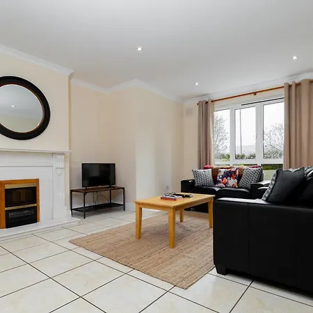 - Headford Raod Apartment